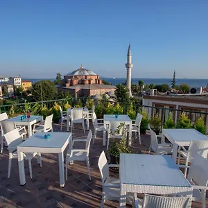 https://king-palace.istanbul-turkeyhotels.com